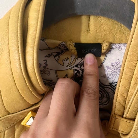 Mackage Yellow Soft Lamb Leather Biker Studded Jacket with floral lining - XS - Picture 12 of 16